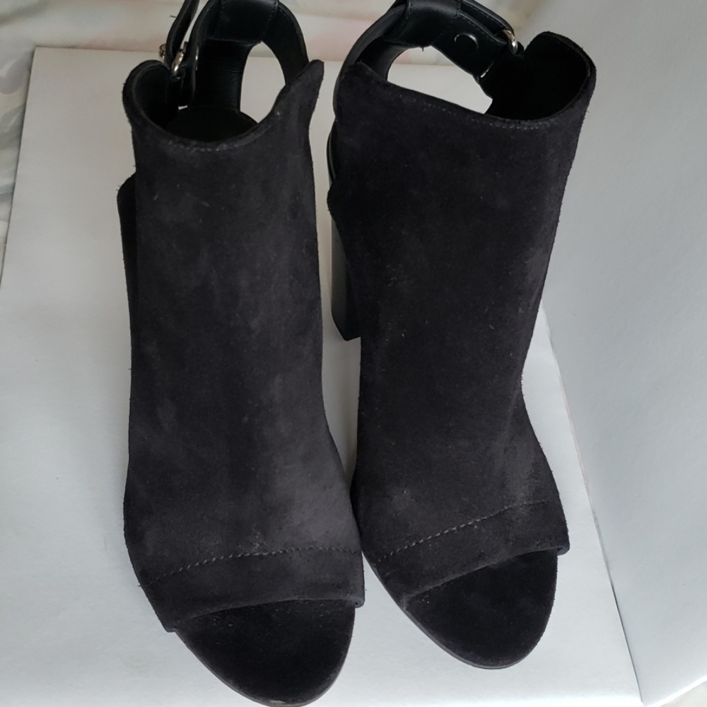 Vince heels - Picture 2 of 8